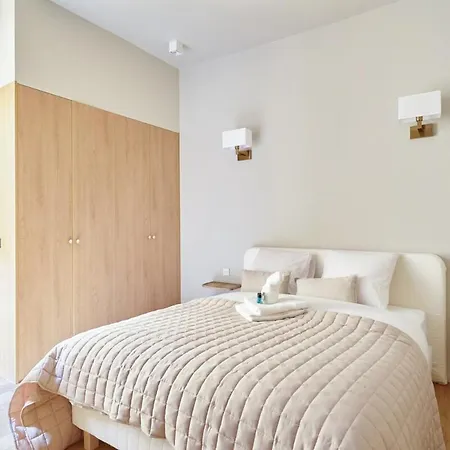Le Marais By Prestige Apartment